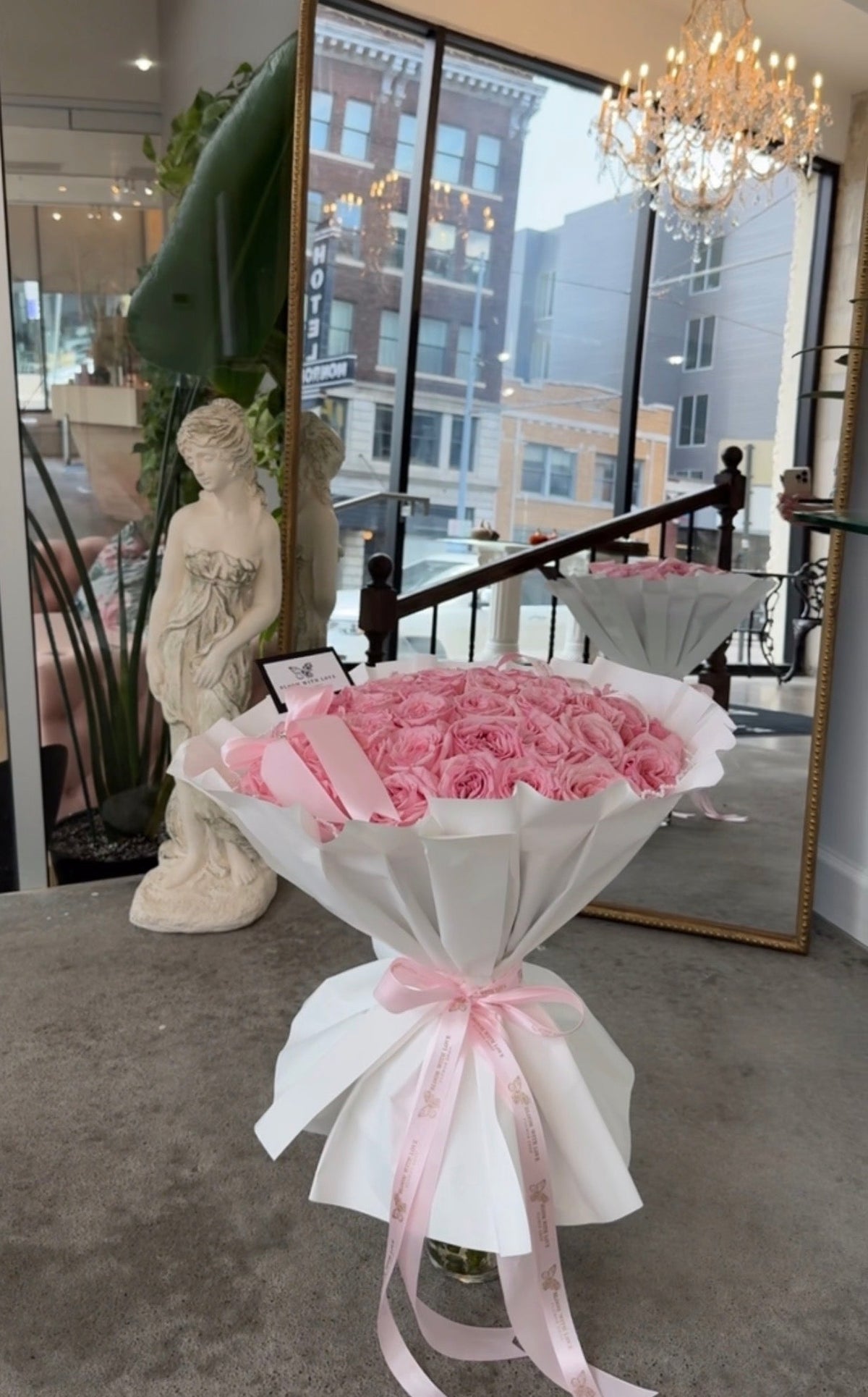 Pink Exquisite Rose Bouquet