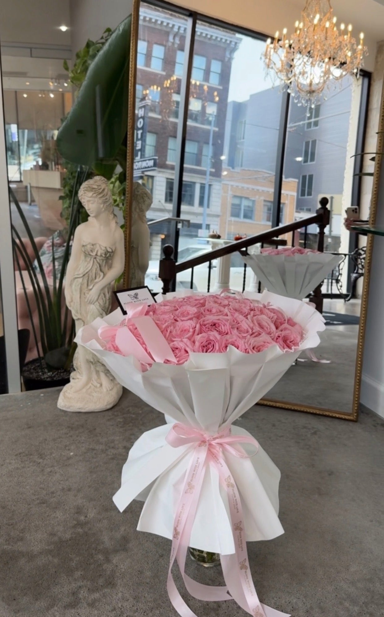 Pink Exquisite Rose Bouquet