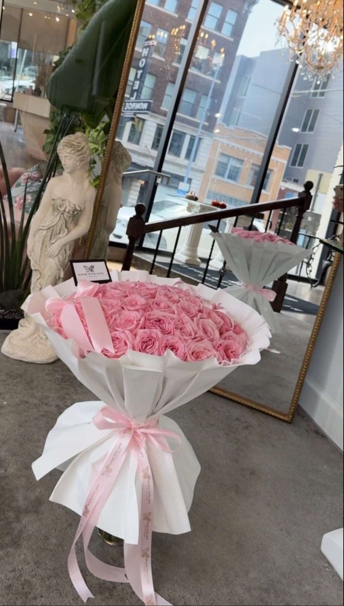 Pink Exquisite Rose Bouquet