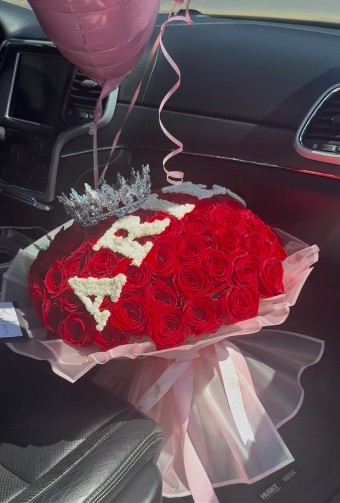 𝘈𝘳𝘪𝘦𝘴 Rose Bouquet